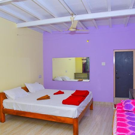 Gopi Plantation Homestay هامبي الغرفة الصورة